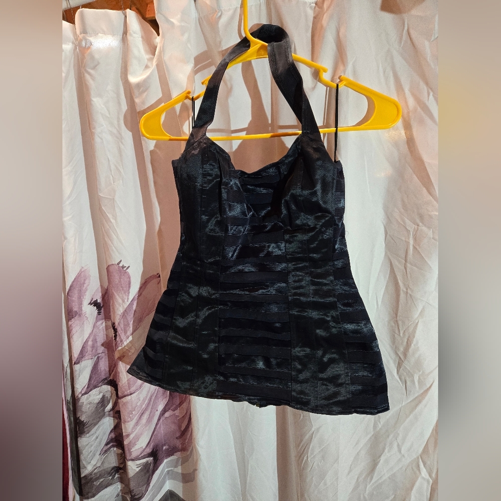 Amazone Elegant Black Halter Top